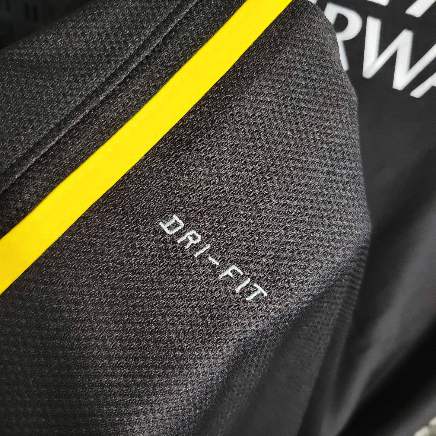 Camisola FC Barcelona 2013-14 Alternativa