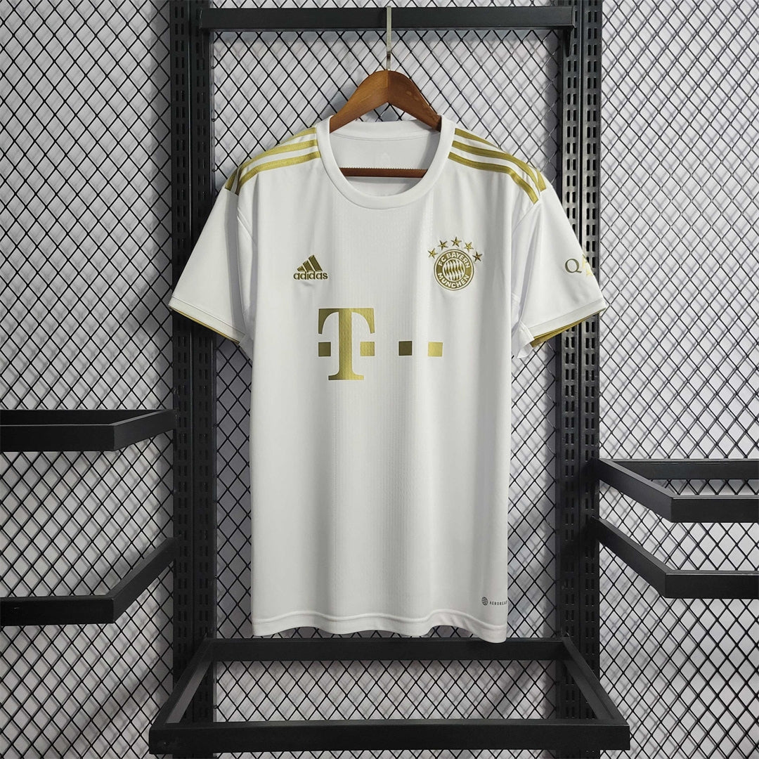 Camisola Bayern 2022-23 Alternativa Branca (Entrega Imediata)