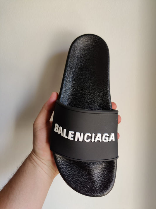Balenciaga Logo-Detailed Rubber Slides (Entrega Imediata)