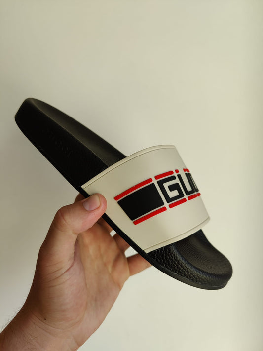 Gucci Logo Print Pool Slides (Entrega Imediata)