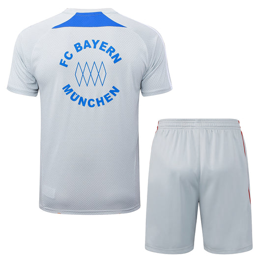 Kit Treino Camisola FC Bayern Munique 2025-26