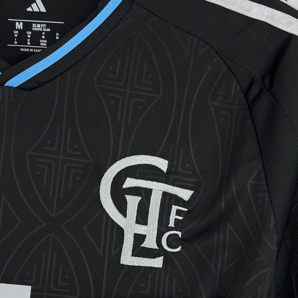 Camisola Charlotte FC 2025-26 Alternativa Preta Versão Adepto