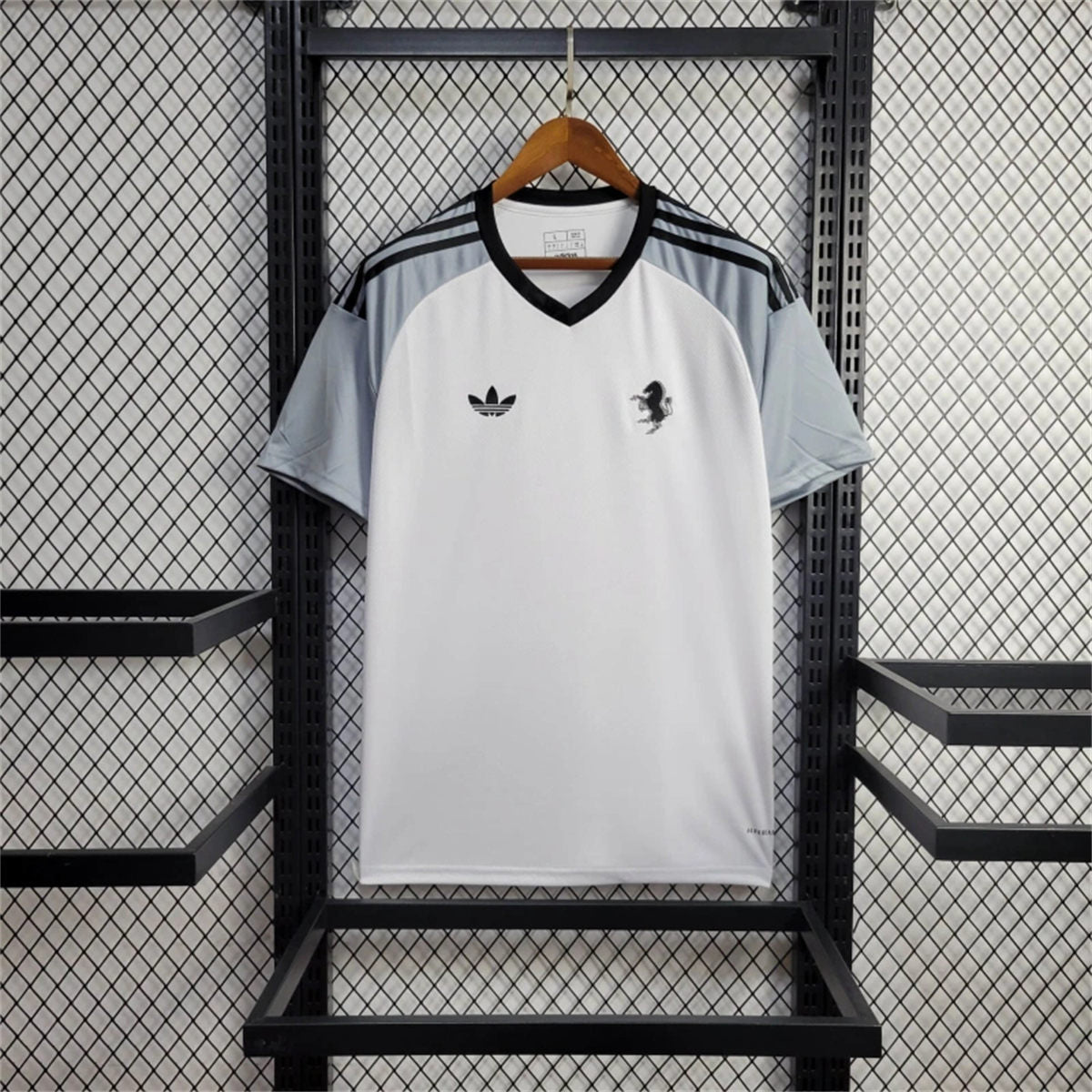 Camisola Juventus FC 2024-25 Guarda-Redes Versão Adepto