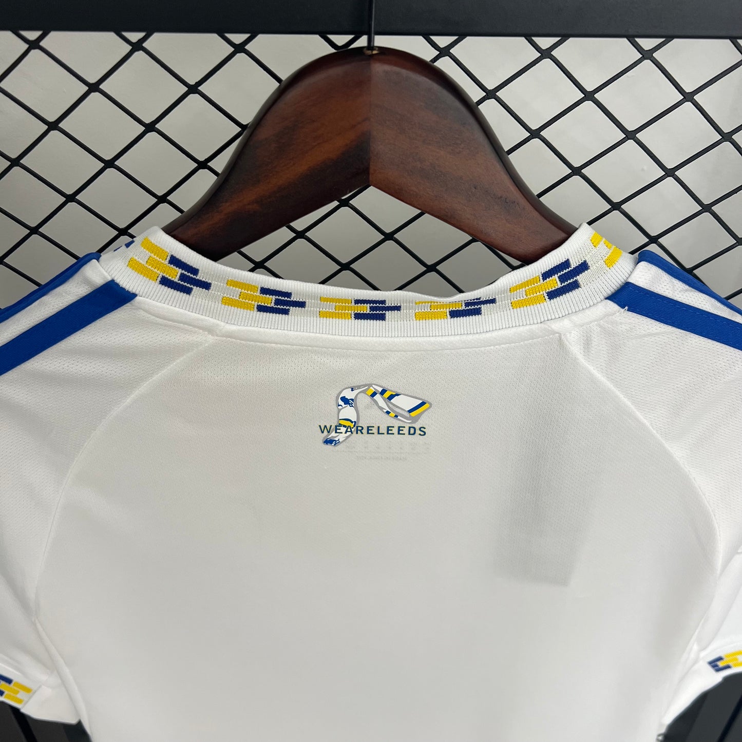 Camisola Leeds-U 2025-26 Principal Versão Adepto