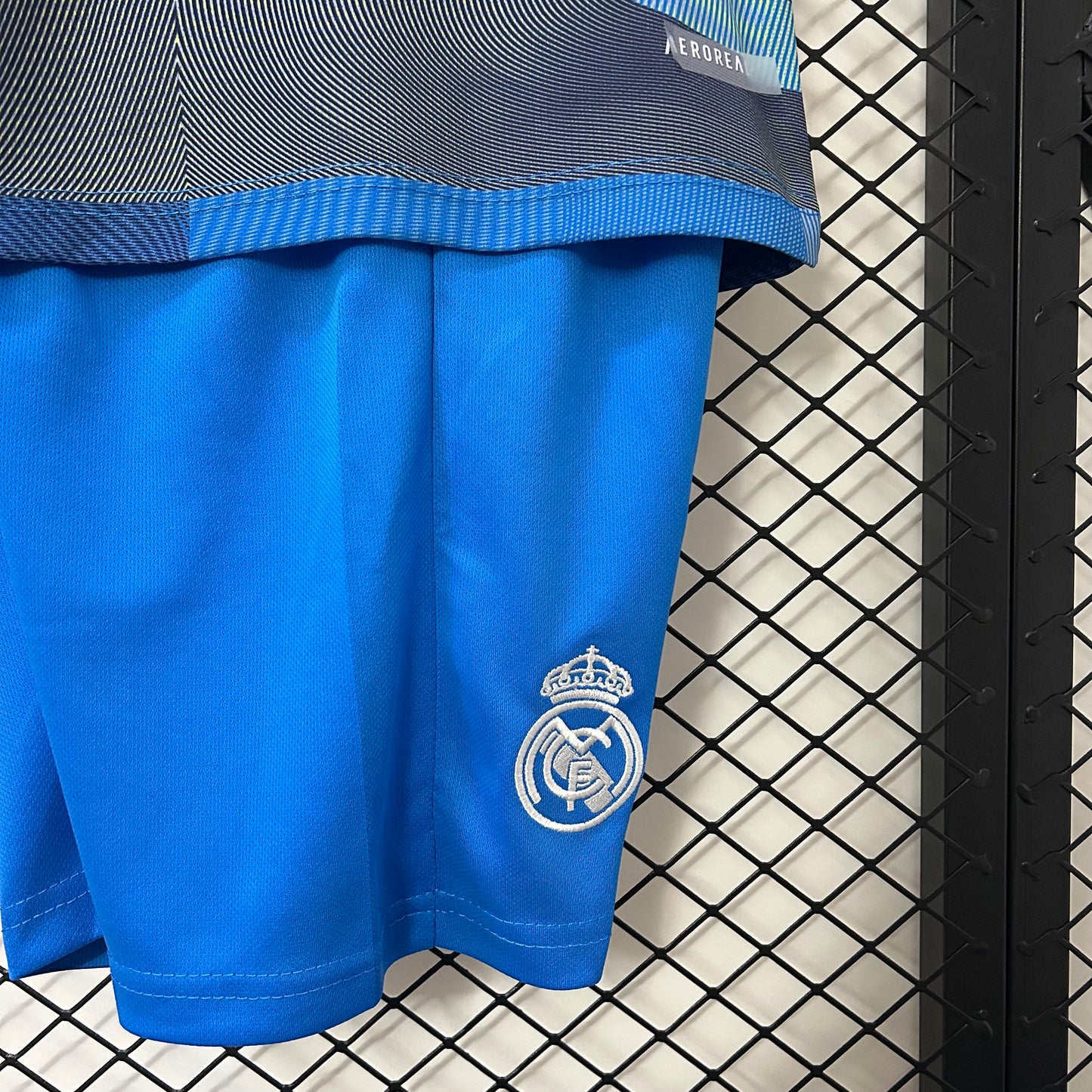 Kit Criança Real Madrid CF 2025-26 Edição Especial