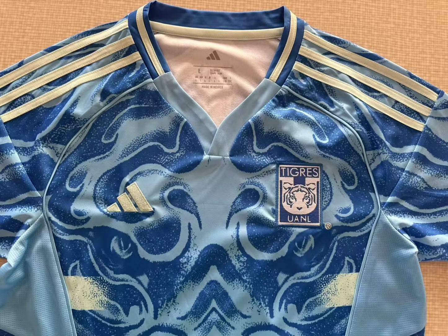 Camisola Tigres UANL 2025-26 Alternativa Azul Versão Mulher