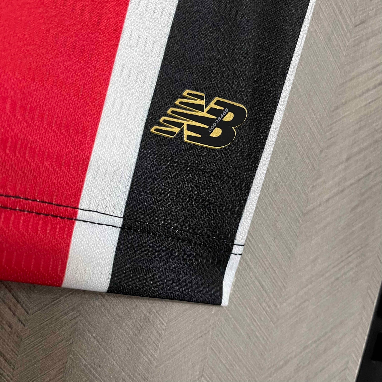 Camisola São Paulo 2024-25 Alternativa Riscas Lisa Versão Adepto