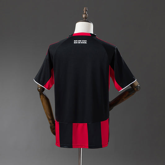 Camisola SG Eintracht Frankfurt 2025-26 Principal Versão Adepto