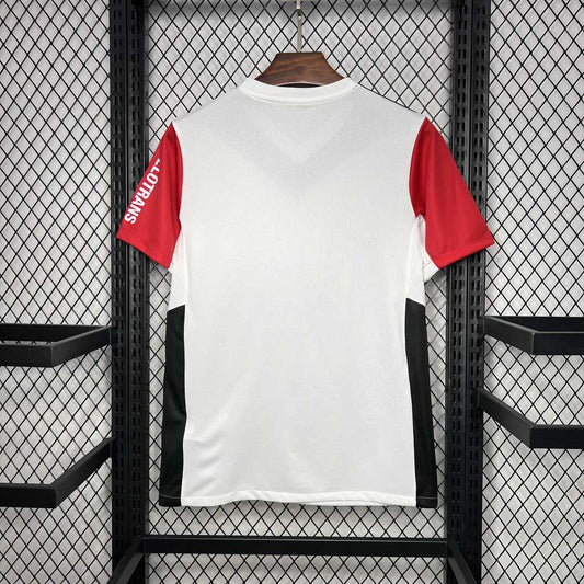 Camisola SG Eintracht Frankfurt 2024-25 Principal Versão Adepto