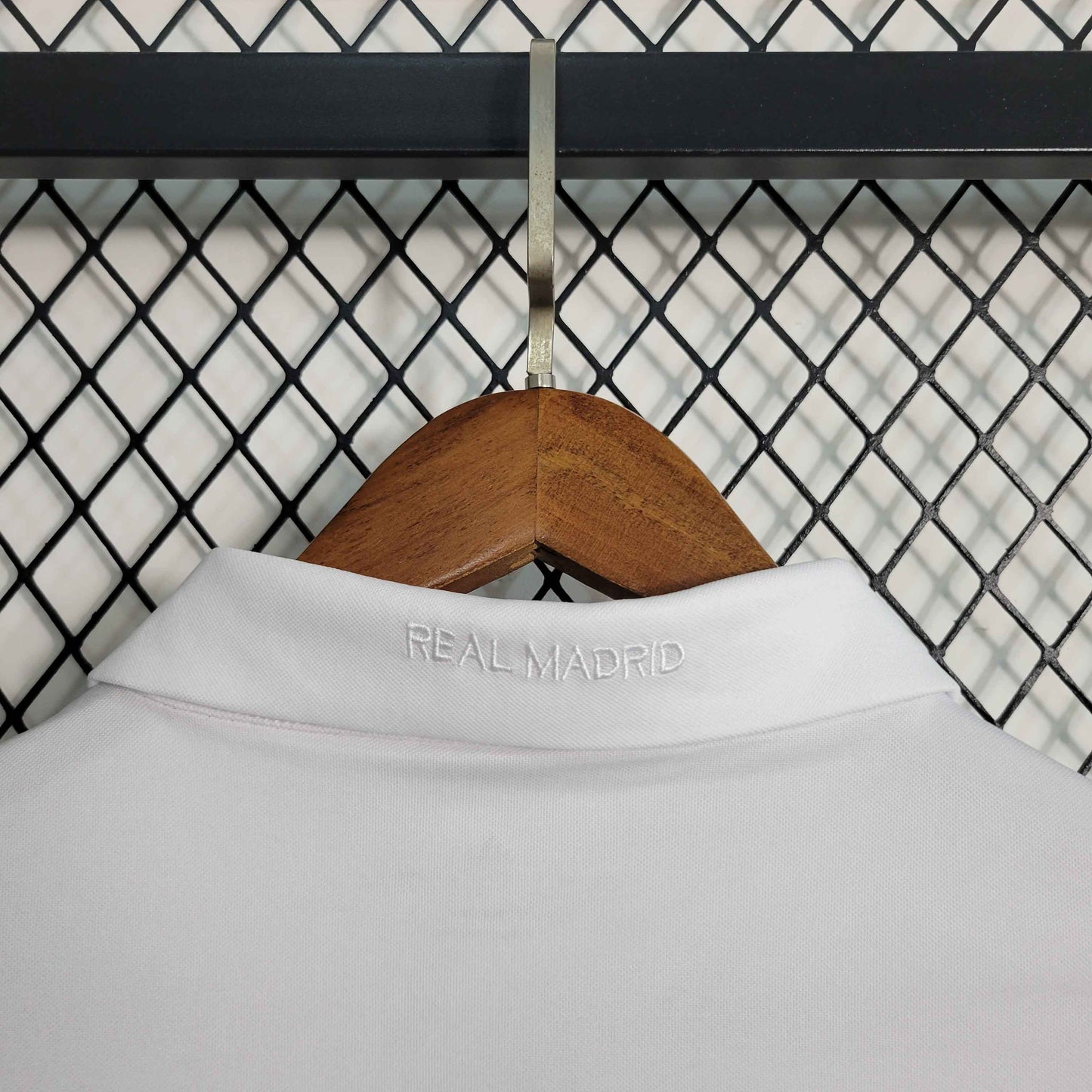 Camisola Real Madrid 2016-17 Principal