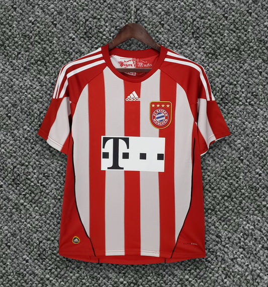 Camisola FC Bayern Munique 2010-11 Principal