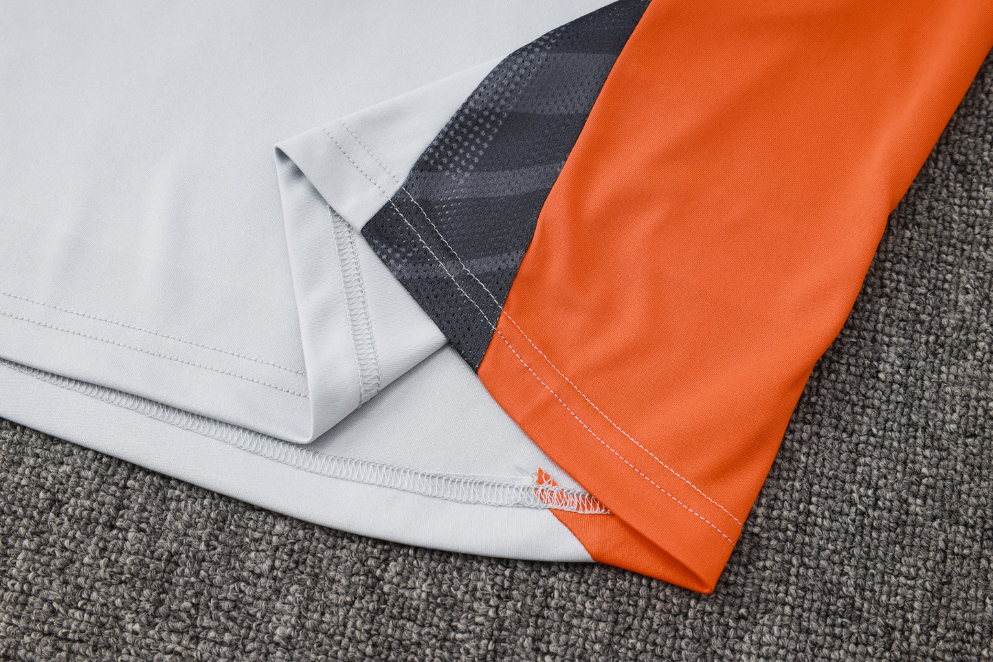 Kit Treino Manga Cava S.L.B 2025-26