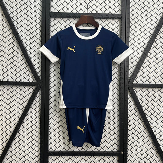 Kit Criança Portugal 2025 Treino