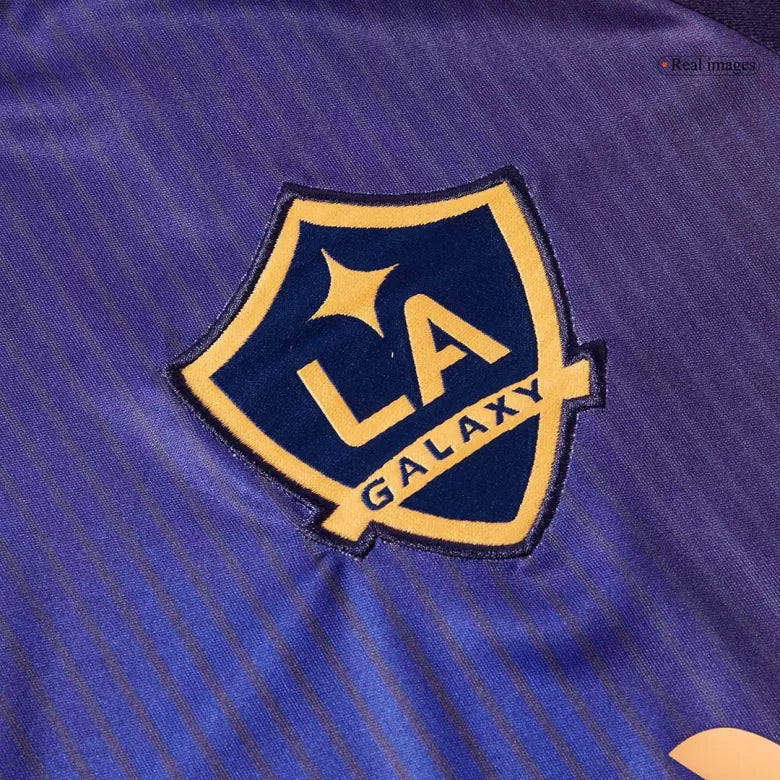 Camisola Los Angeles Galaxy 2025-26 Alternativa Azul Versão Adepto REUS #18