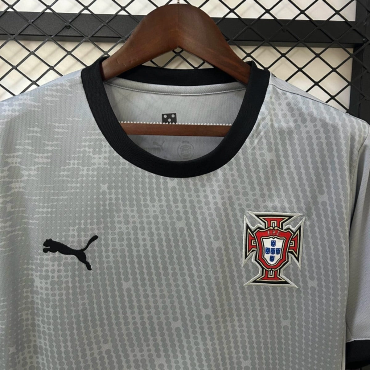 Camisola Portugal 2025 Guarda-Redes Versão Adepto