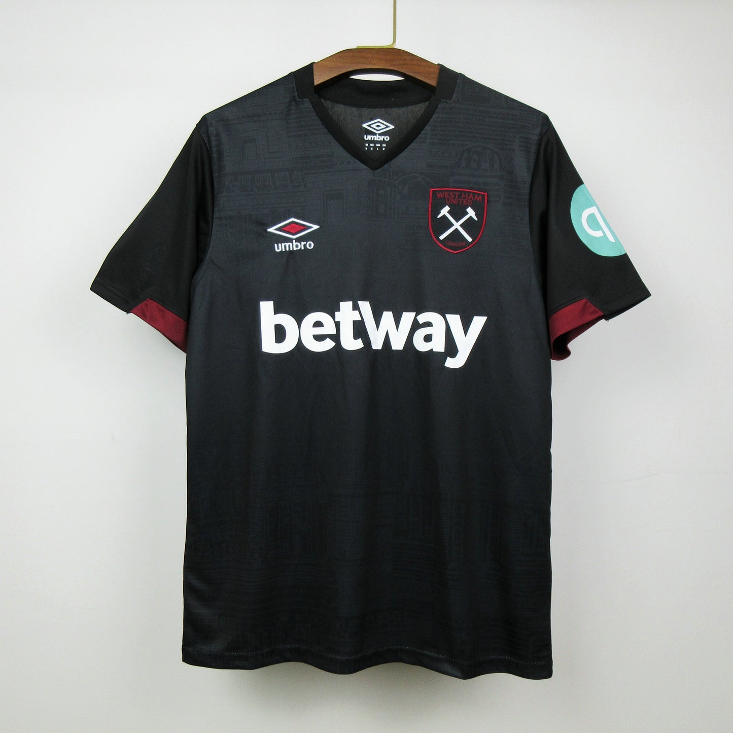 Camisola WH 2024-25 Alternativa Preta Versão Adepto