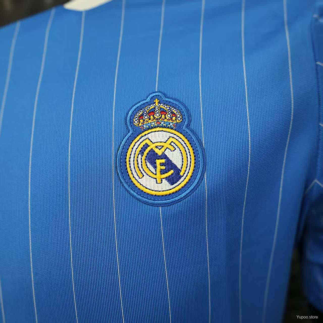 Camisola Real Madrid CF 2025-26 Icon Range Travel Versão Jogador