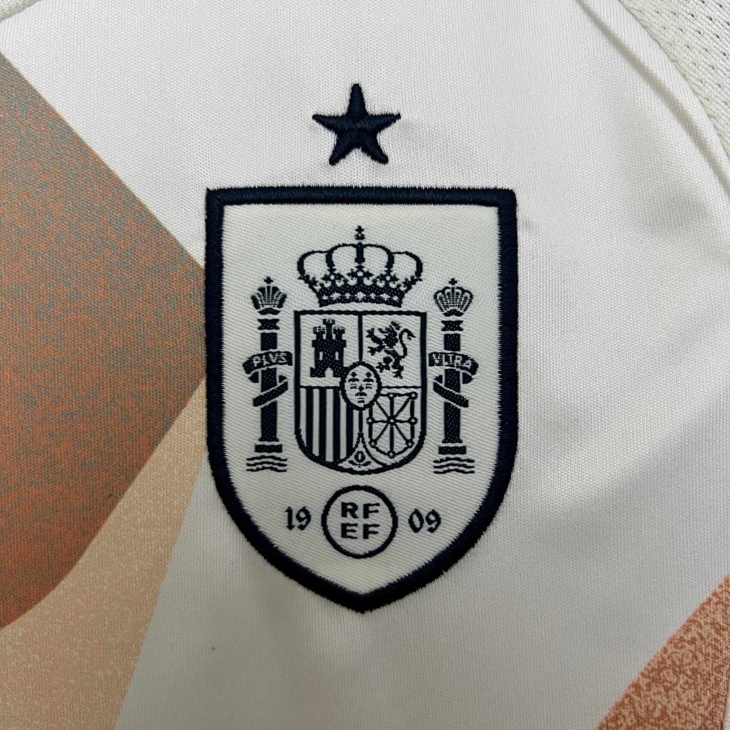 Kit Criança Espanha 2025 Alternativo