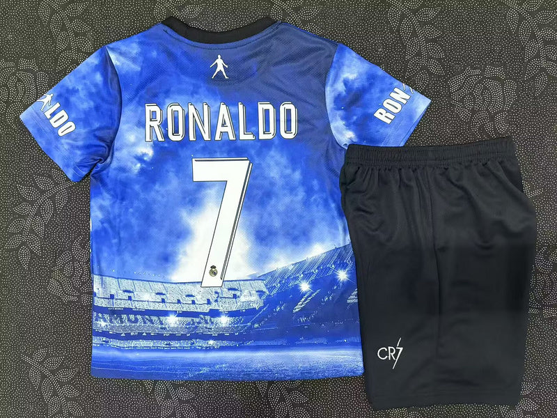 Kit Criança Real Madrid CF 2025-26 Edição Especial RONALDO #7