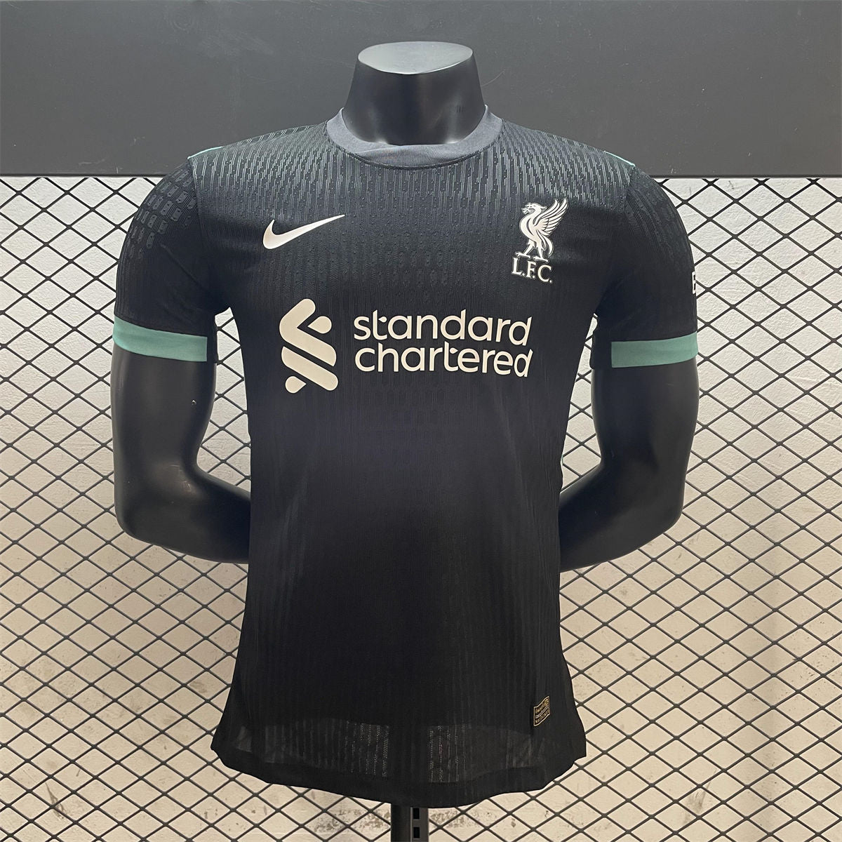 Camisola LIV 2024-25 Alternativa Preta Versão Jogador