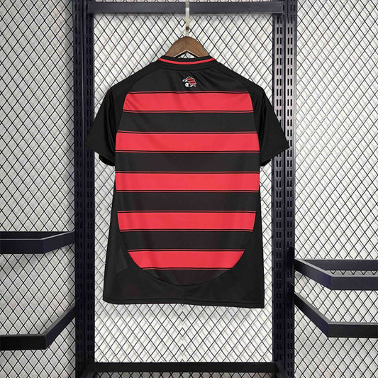 Camisola CR Flamengo 2025-26 Principal Lisa Versão Mulher