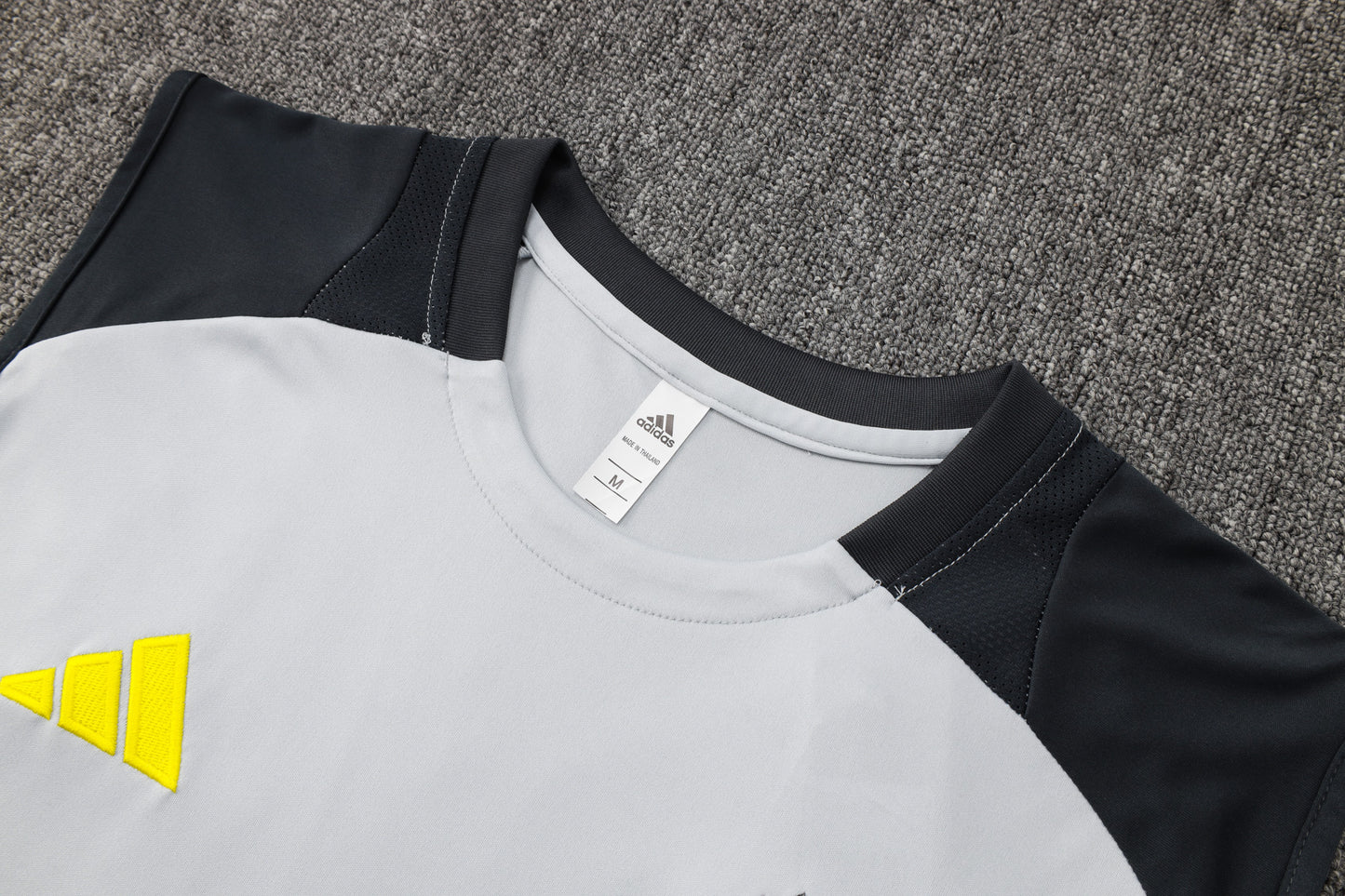 Kit Treino Manga Cava S.L.B 2025-26