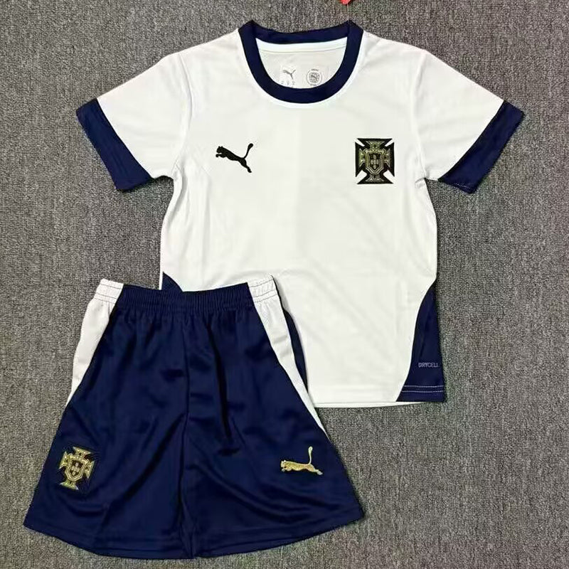 Kit Criança Portugal 2025 Treino