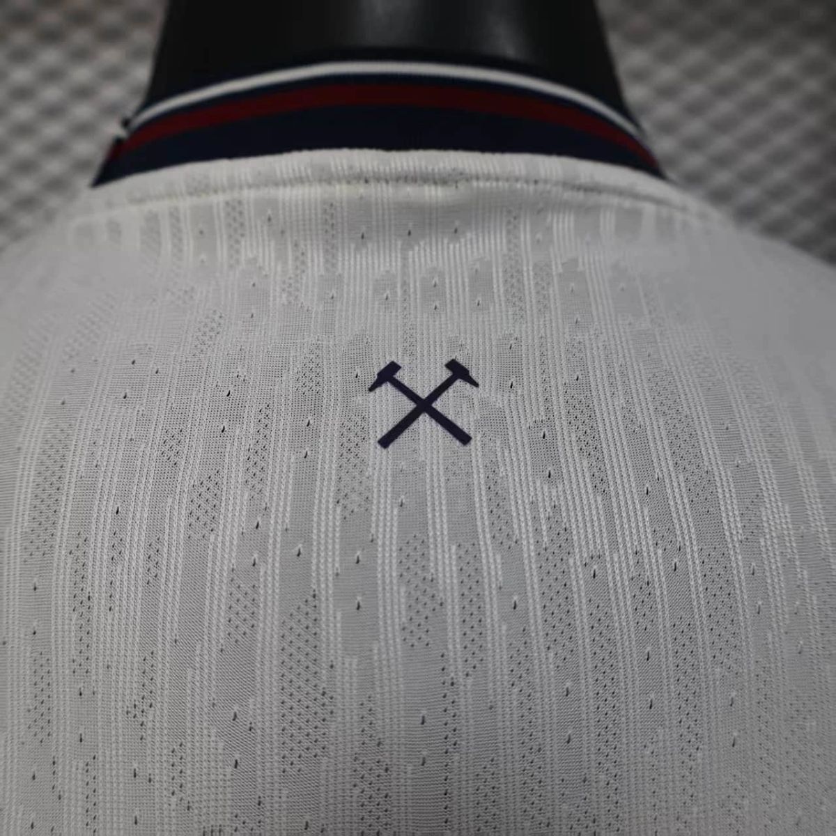 Camisola WH 2025-26 Alternativa Beje Versão Jogador