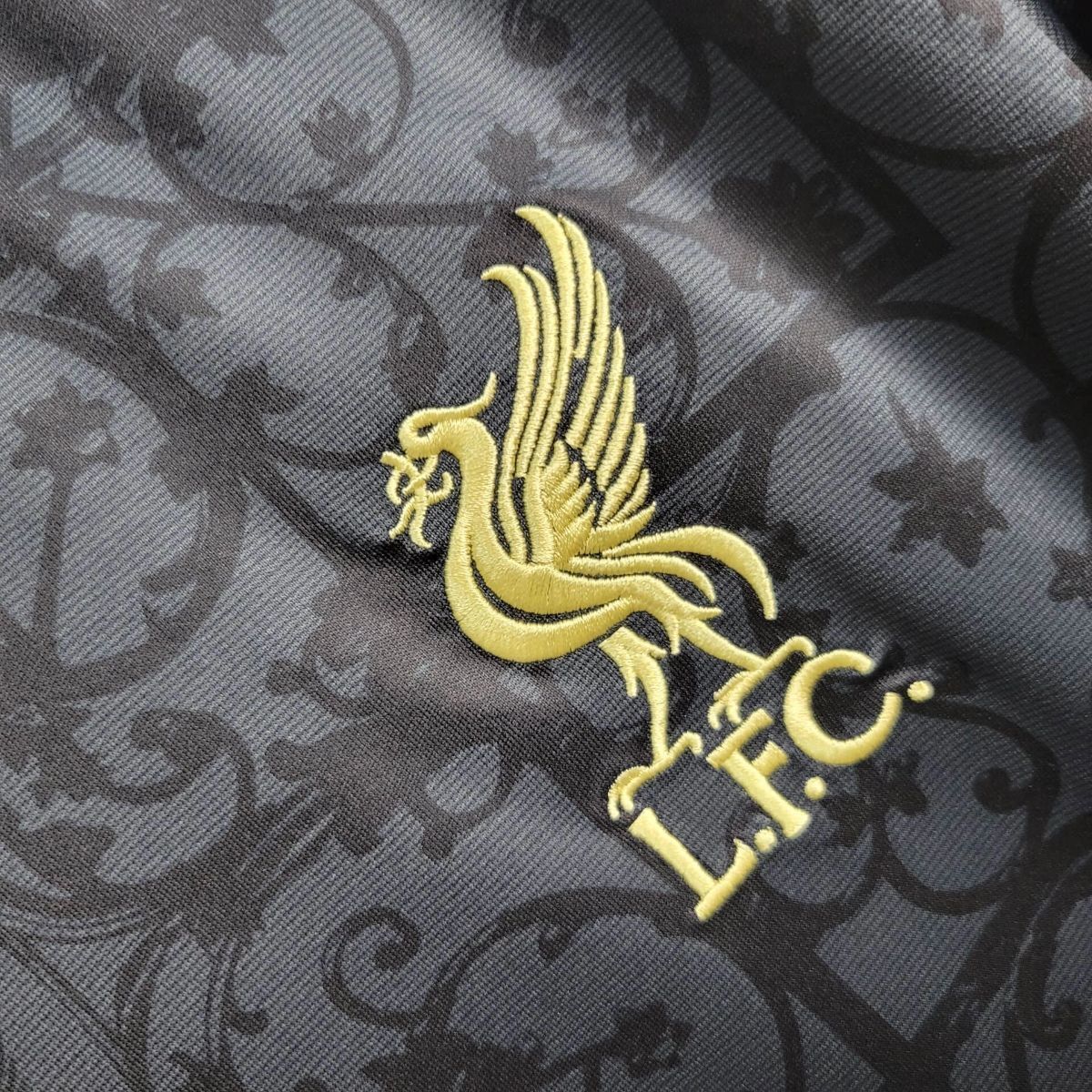 Camisola LIV 2025-26 Edição Especial Versão Adepto
