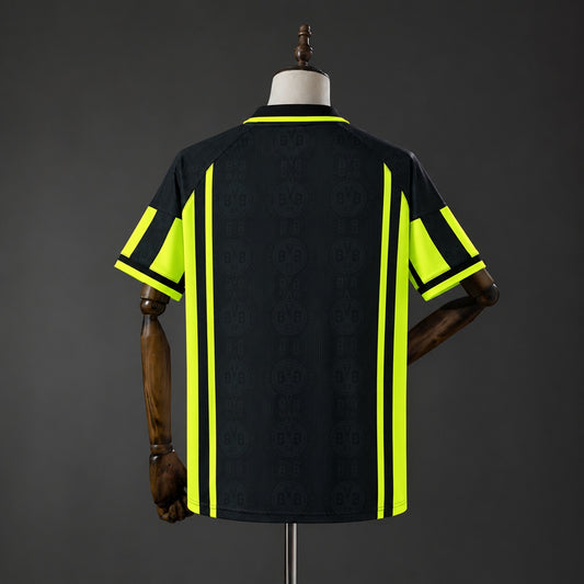 Camisola Borussia Dortmund 1996-97 Alternativa Preta Versão Adepto