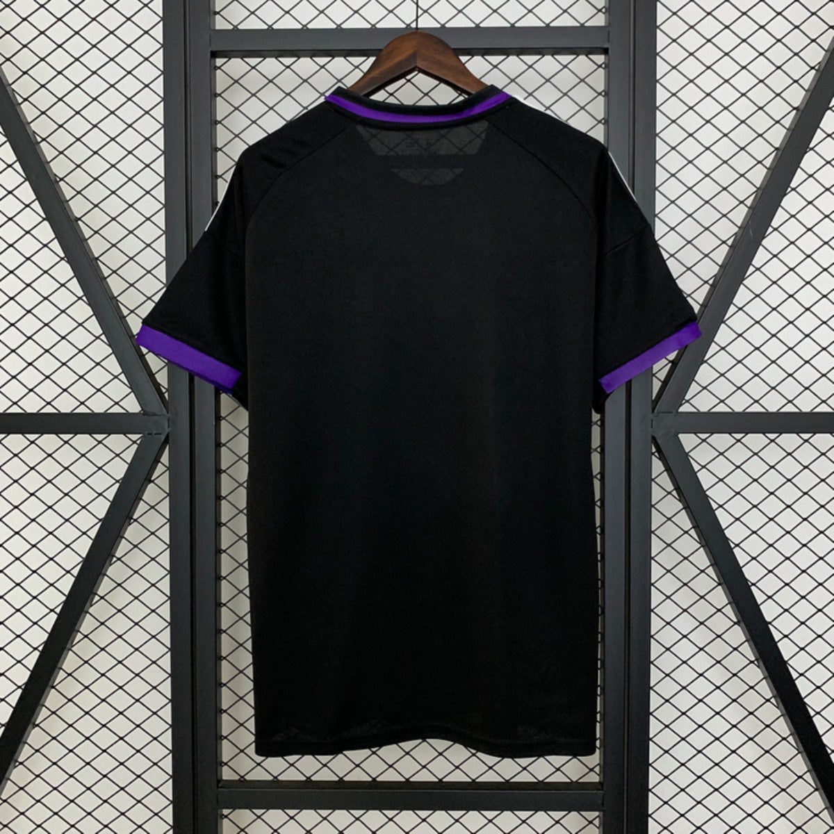 Camisola Real Madrid 2025-26 Edição Especial Versão Adepto
