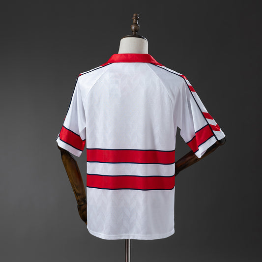Camisola Dinamarca 1988 Alternativa Branca Versão Adepto