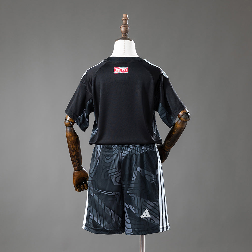 Kit Criança M-UNITED 2026-27 Guarda-Redes