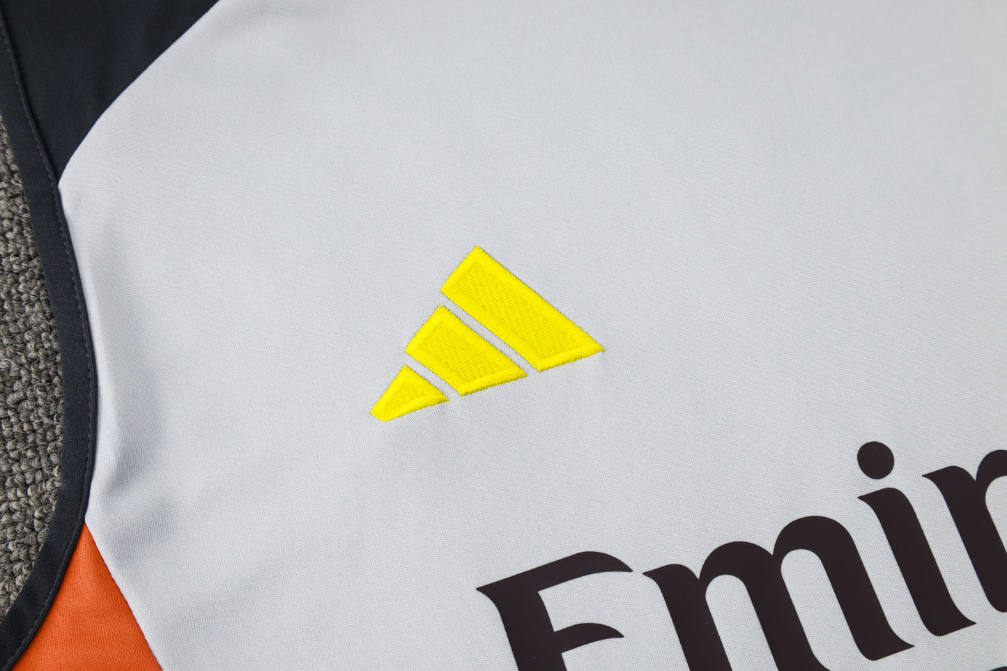 Kit Treino Manga Cava S.L.B 2025-26