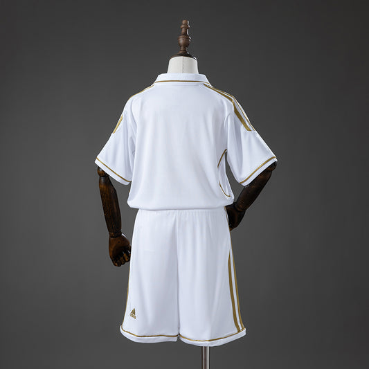 Kit Criança Real Madrid CF 2011-12 Principal