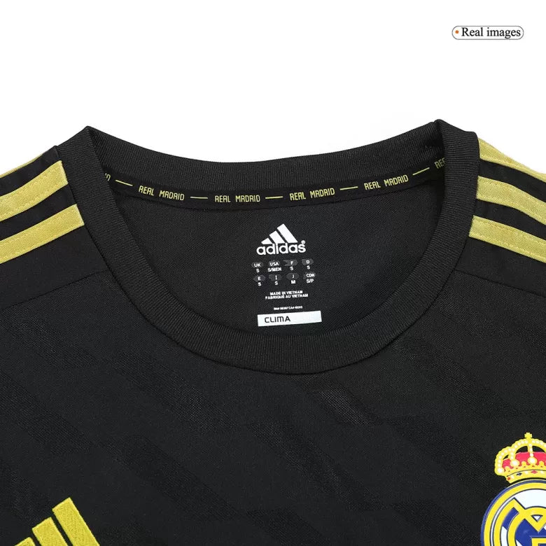 Camisola Manga Comprida Real Madrid CF 2011-12 Alternativa
