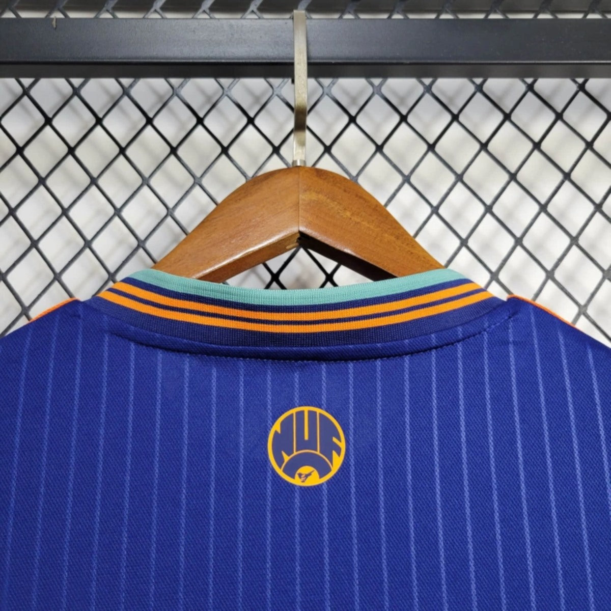 Camisola NCU 2025-26 Alternativa Azul Versão Adepto