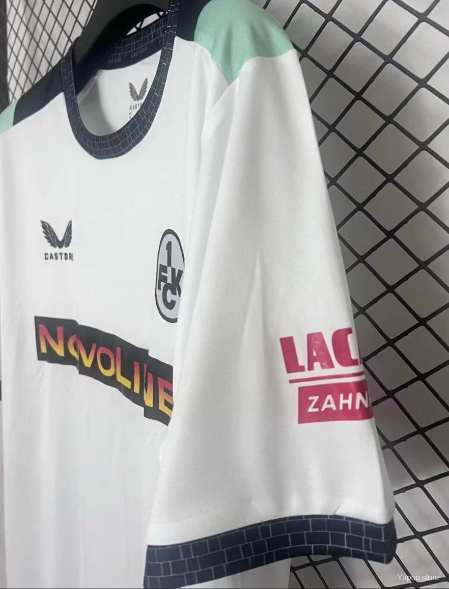 Camisola 1.FC Kaiserslautern 2025-26 Alternativa Branca Versão Adepto