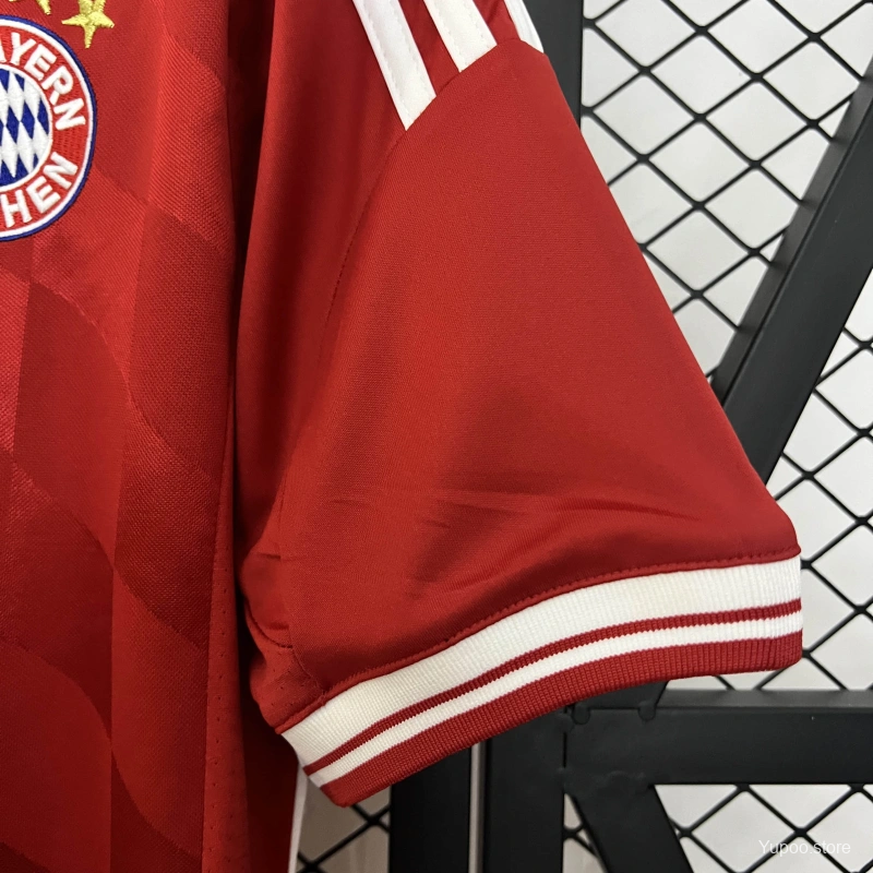 Camisola FC Bayern Alemanha 2013-14 Principal
