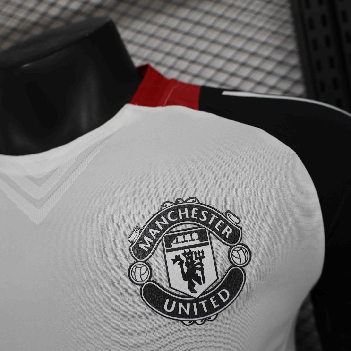 Camisola M-United 2025-26 Treino Versão Jogador