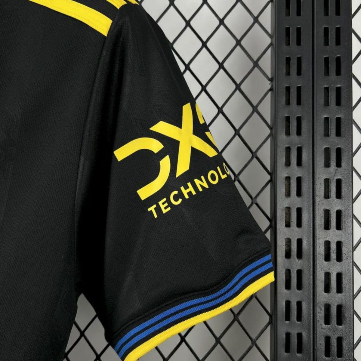 Camisola M-United 2025-26 Alternativa Preta Versão Adepto