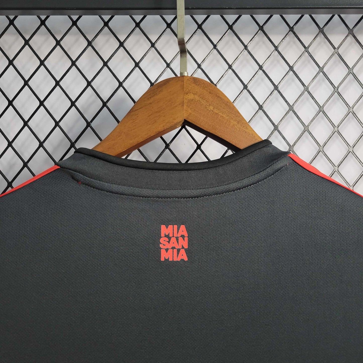 Camisola FC Bayern Munique 2022-23 Alternativa