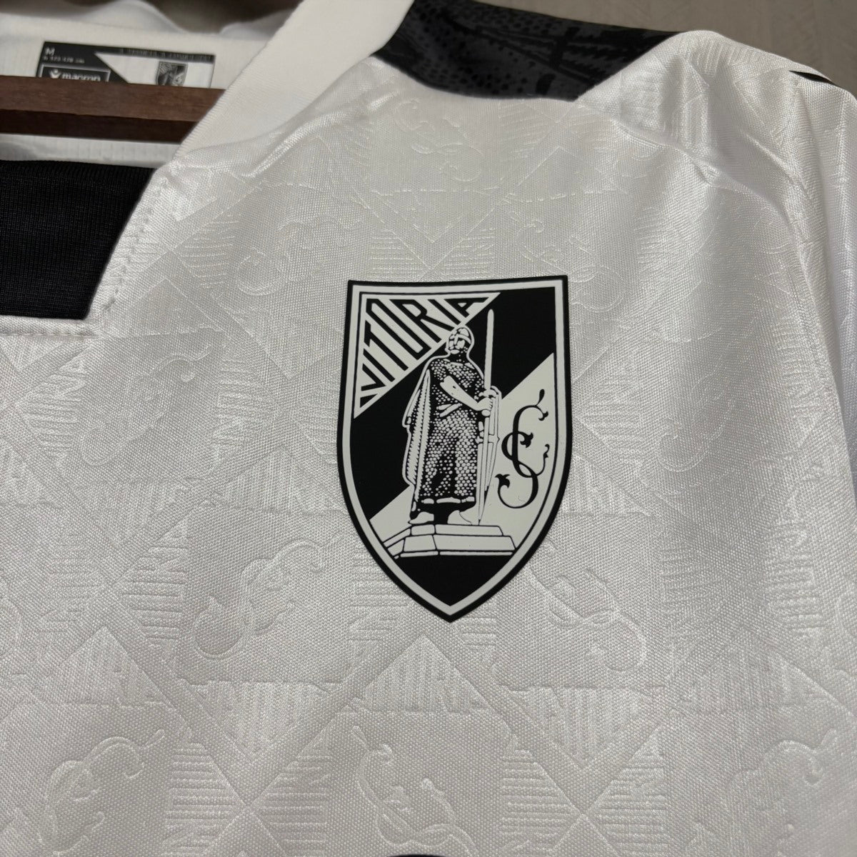 Camisola Vitoria SC 2025-26 Principal Versão Adepto