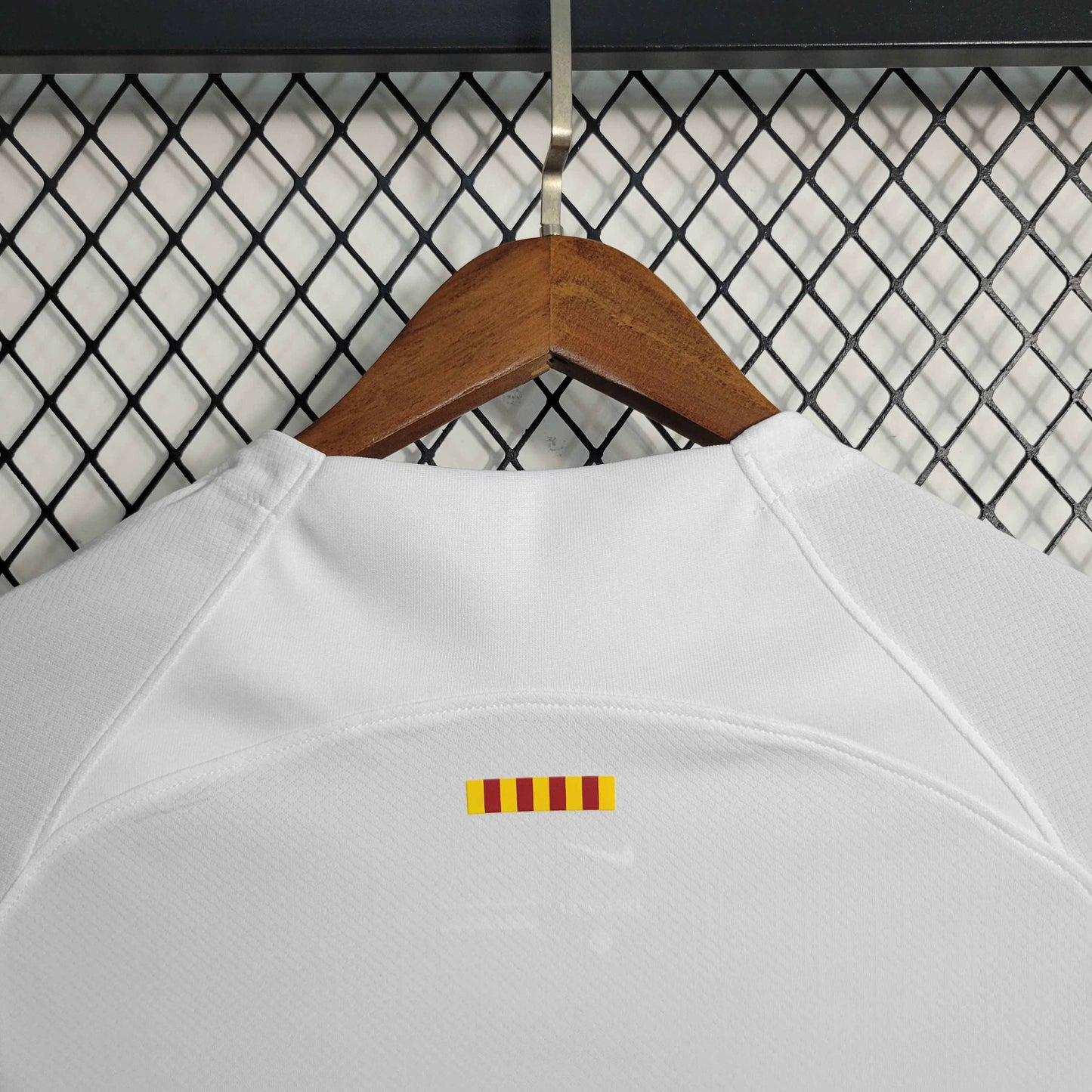 Camisola FC Barcelona 2023-24 Alternativa