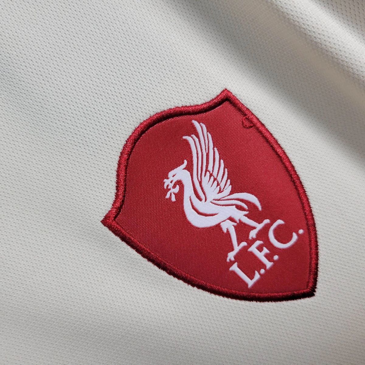 Camisola LIV 2025-26 Alternativa Beje Versão Mulher