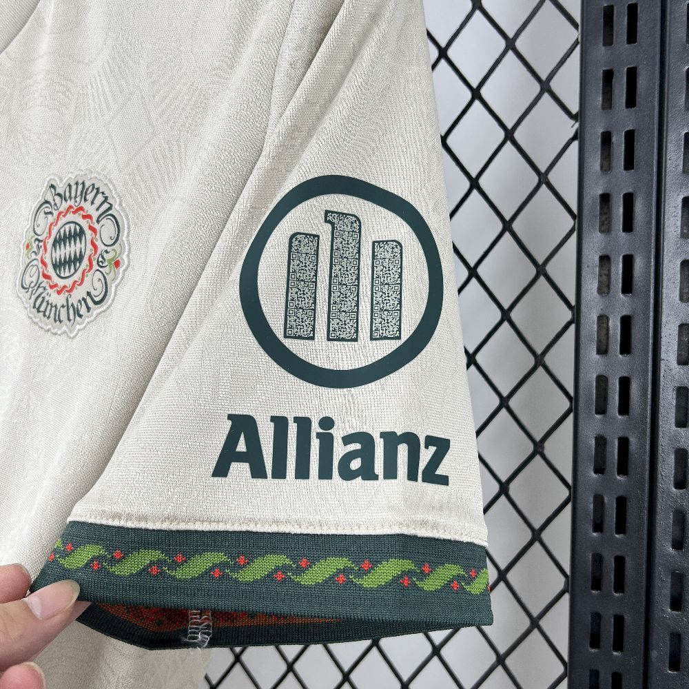 Camisola FC Bayern Munique 2025-26 Edição Especial Versão Adepto