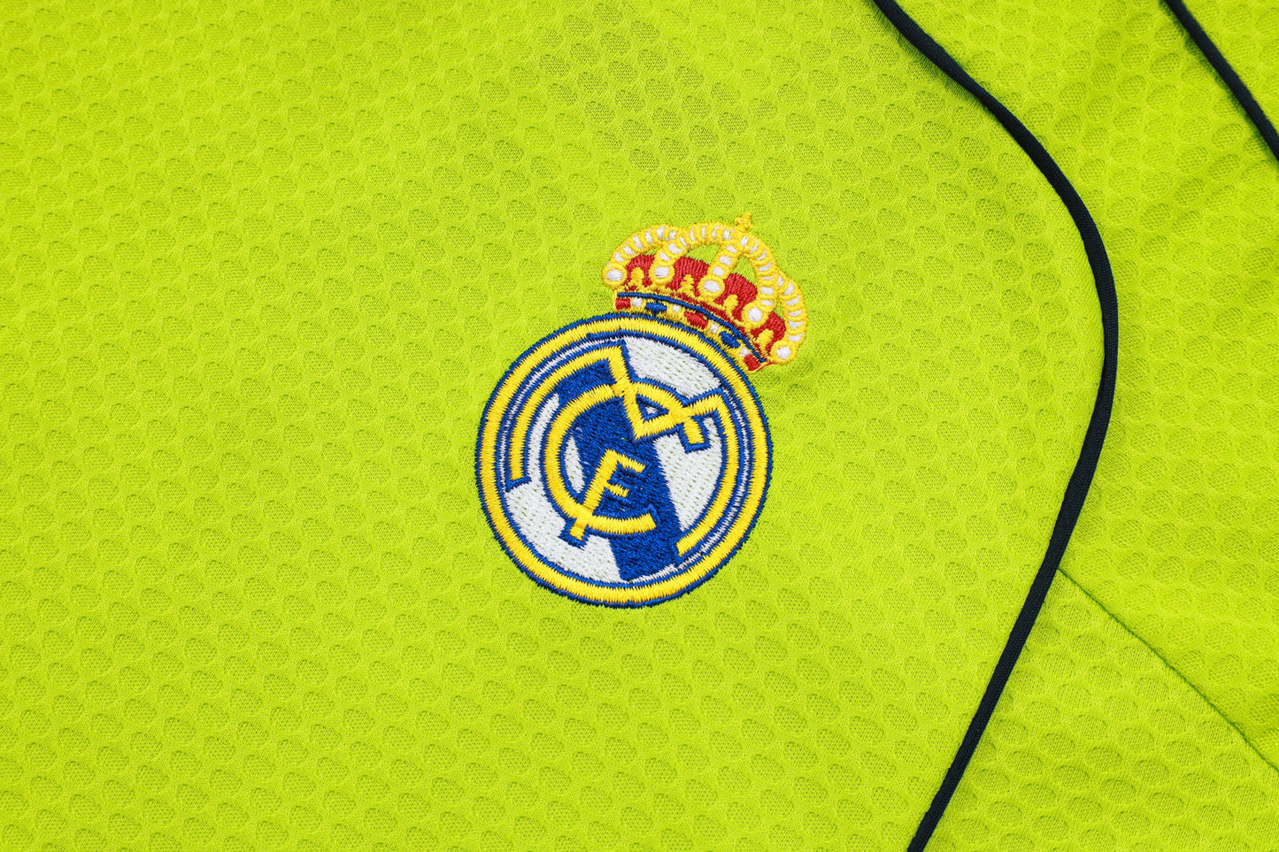 Kit Treino Camisola Real Madrid CF 2025-26