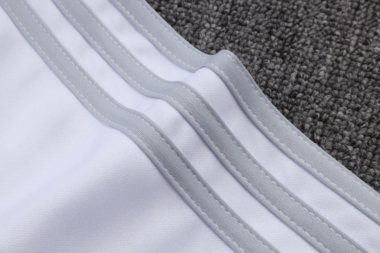 Fato de Treino Real Madrid CF 2025-26 - Camisola com Fecho