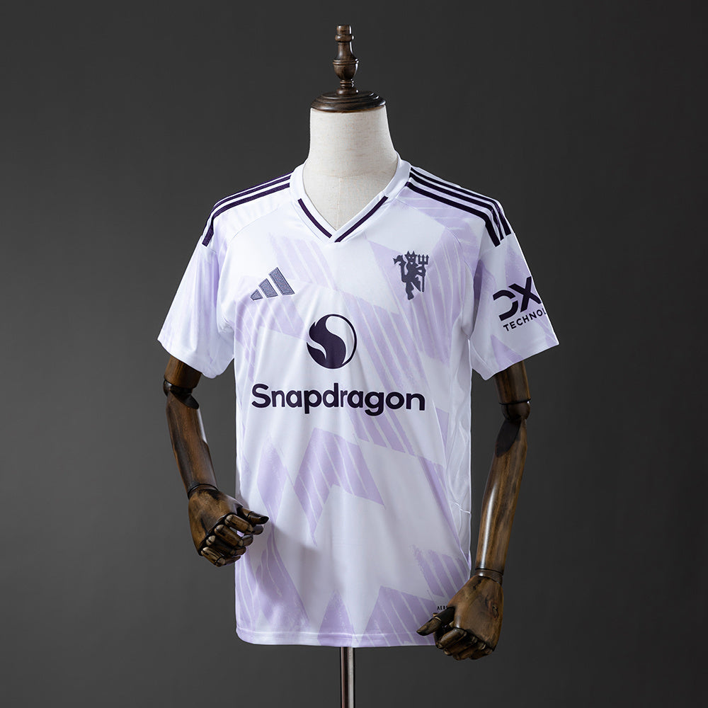 Camisola M-UNITED 2025-26 Alternativa Branca Versão Adepto MOUNT #7