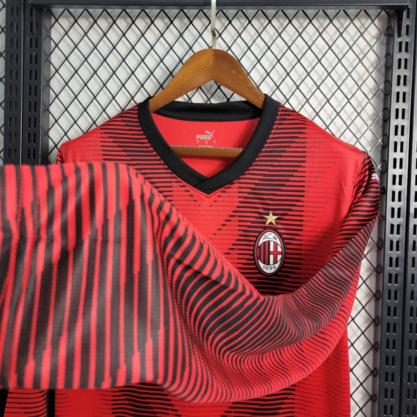 Camisola Manga Comprida AC Milan 2023-24 Principal